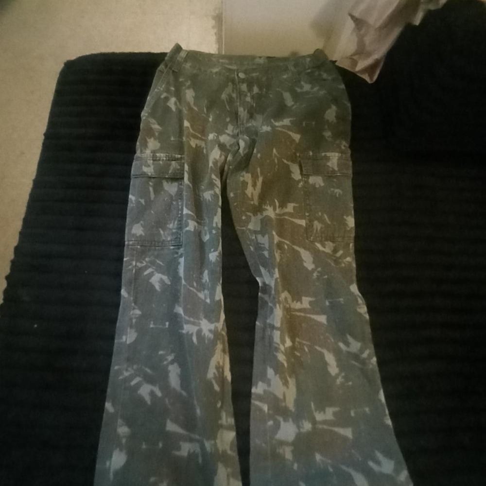 Camo pants